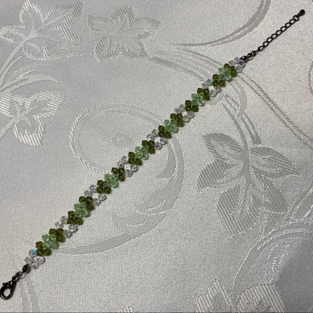 Swarovski Crystal Green Pattern Bracelet